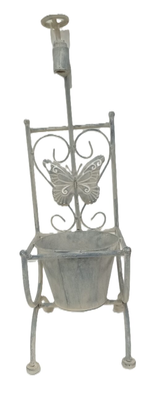 Macetero con canilla decorativa