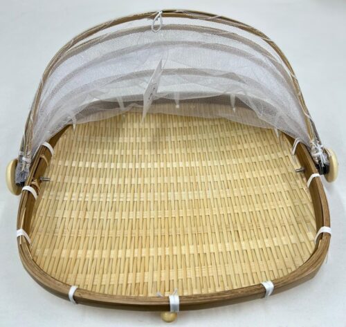 Cesta con tul